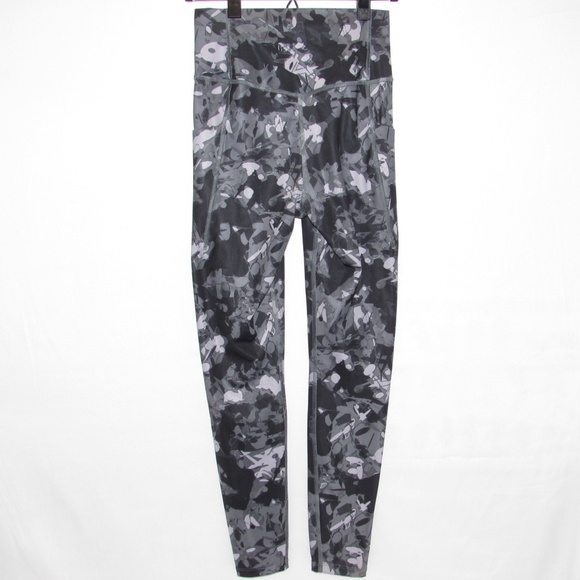 North Face Printed Motivation High Rise 7/8 Pocket Leggings - Picture 3 of 6